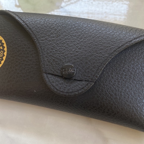 Ray Ban Purple Aviator Sunglasses with Case - Picture 5 of 6